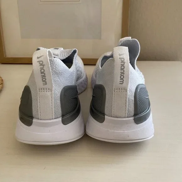 Brand New Women's 5.5 White Silver Nike Phantom Flyknit Slip On Sneakers - Picture 5 of 7